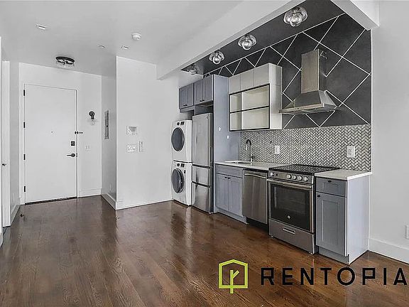 3rd image of 83 Graham Ave #3A