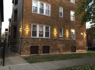 3118 W Belle Plaine Ave #2, Chicago, IL 60618