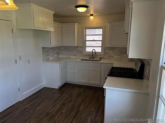 2nd image of 523 S 80th East Ave