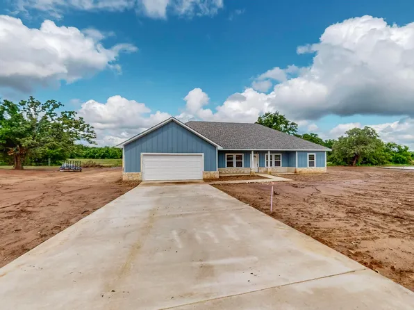1210 Smyrna Rd, Sunset, TX 76270