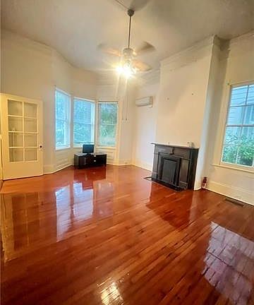 3rd image of 3221A Prytania St #A