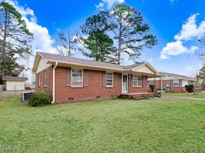 910 Holloman Street, Mount Olive, NC, 28365