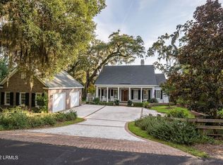 130 Gautier Pl, Beaufort, SC 29902
