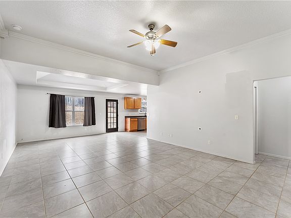 3rd image of 1950 Sweetwater Ranch Ave