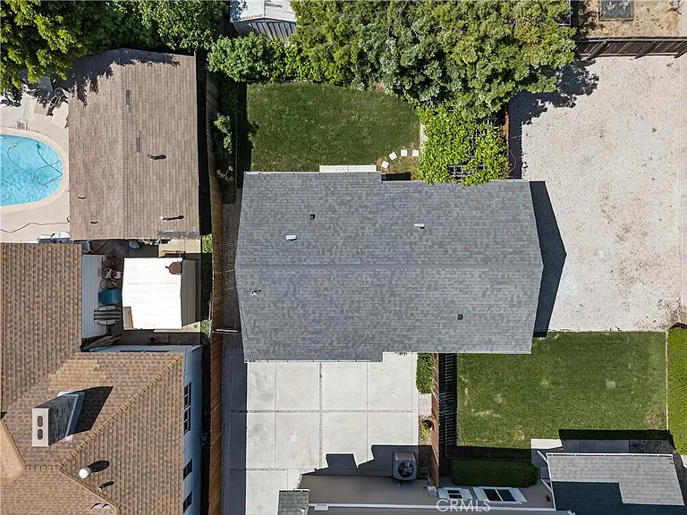 8211 Quartz Ave — Photo 36