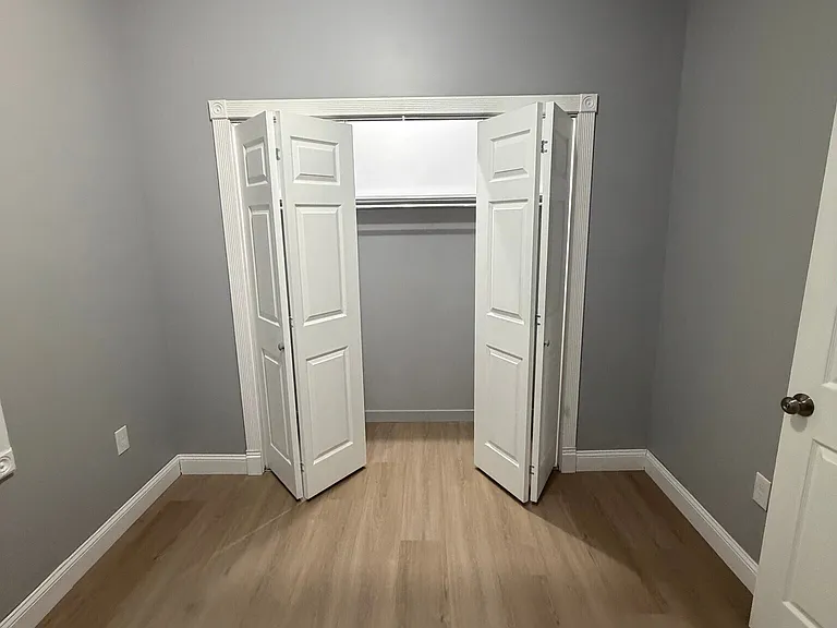 Bedroom 2 - Closet