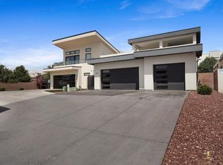 8832 Silver Oak Ln NE, Albuquerque, NM 87113