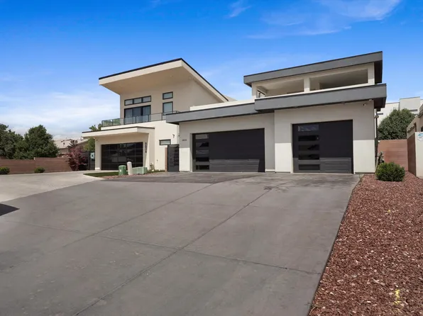 8832 Silver Oak Ln NE, Albuquerque, NM 87113