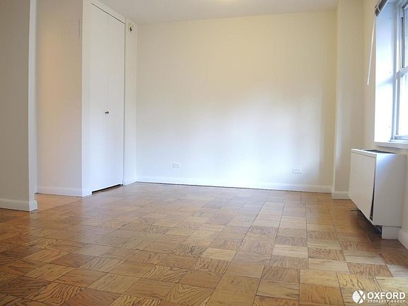 3rd image of 1470 1st Ave #3