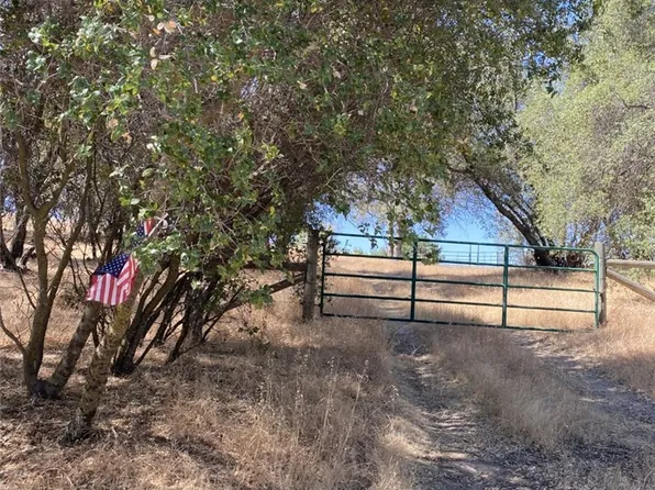 Oak Tree Ln, Coarsegold, CA 93614