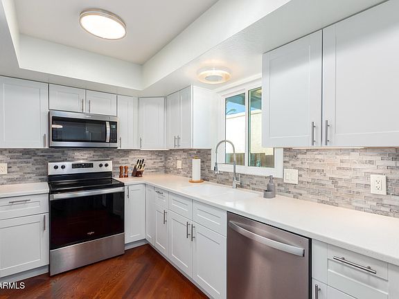 2nd image of 25257 S PINEWOOD Drive