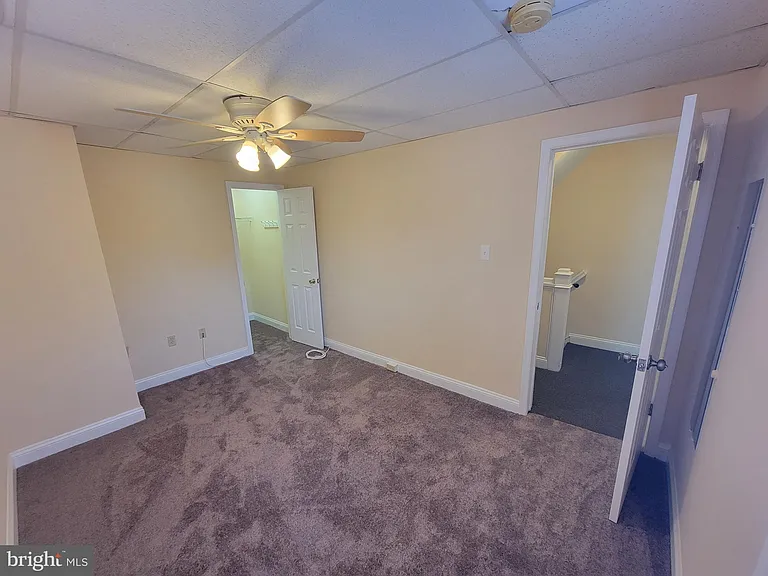 4034 Locust St — Photo 12