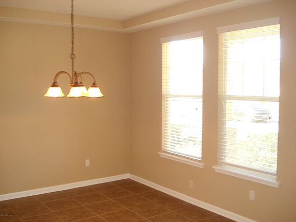 4th image of 564 Arborwood Dr