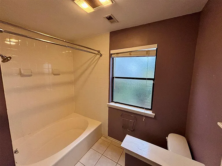 13007 Amarillo Ave — Photo 10