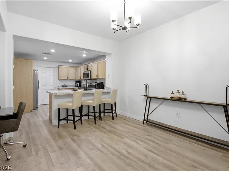 10231 Deerfield Beach Ave #102 — Photo 4