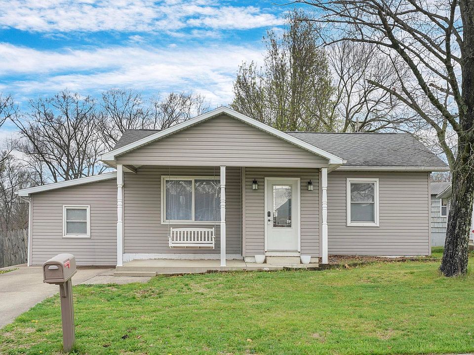 1st image of 121 Forest Park Dr