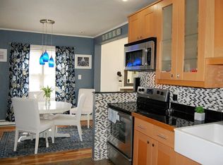 21 Agawam Lake Shore Dr, Wareham, MA 02571