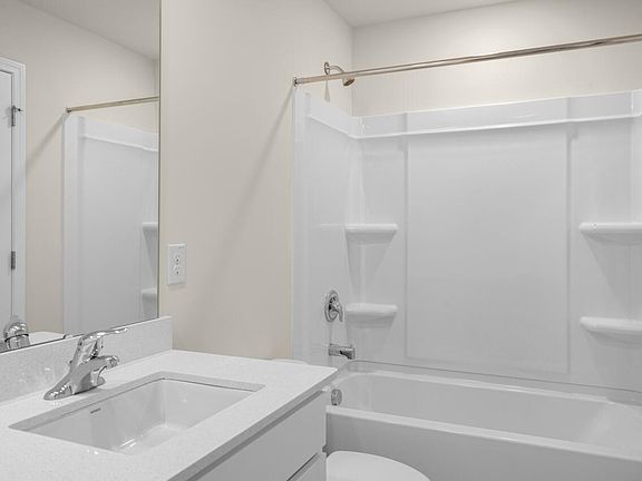 2nd image of 113 Victory Ln