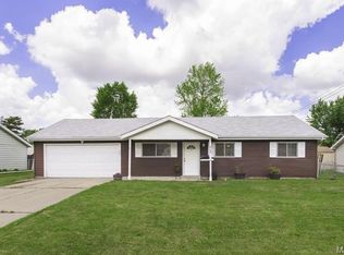 405 Saint Joseph Ave, O'Fallon, MO 63366