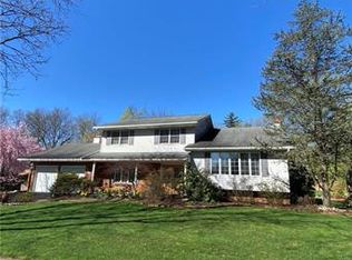 3301 Glendon Rd, Bethlehem, PA 18017