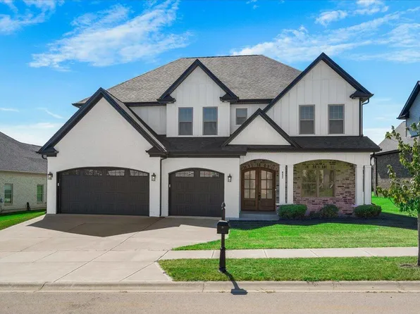 417 Weston Park, Lexington, KY 40515