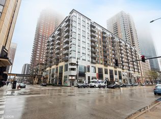 1 E 8th St APT 502, Chicago, IL 60605