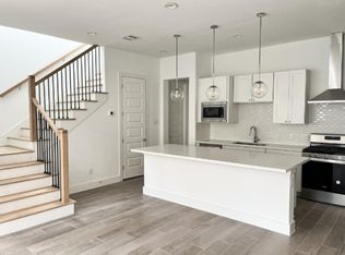 1610 W Side Springs Ln, Houston, TX 77055