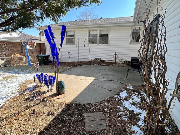 2nd image of 248 Zenith Dr