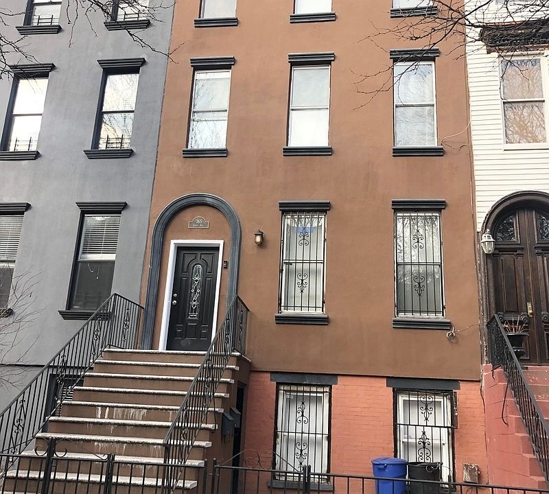 1st image of 365 Gates Ave #1