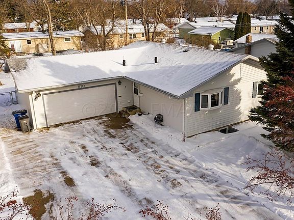 2nd image of 510 Appletree Ln
