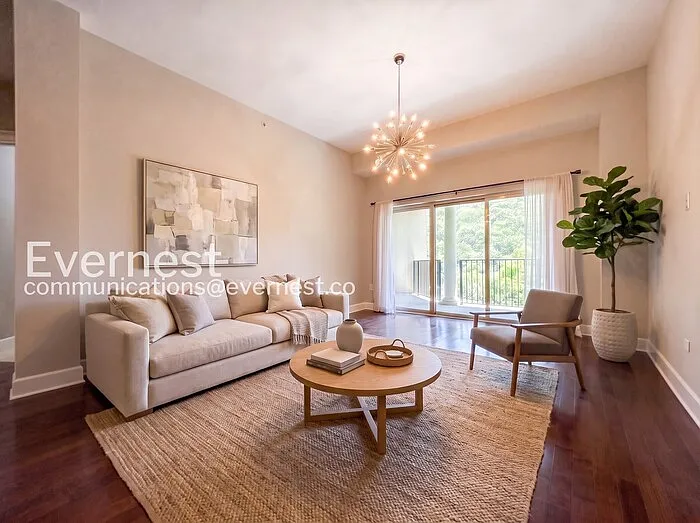 101 River Vista Dr — Photo 2