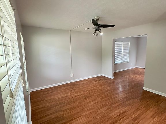 2nd image of 8556 Rock Hollow Cir