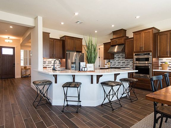 Interior Brome Kitchen