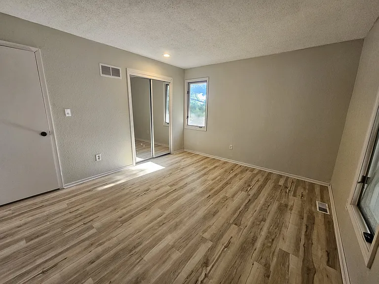 602 SW Parkwood Dr #602 — Photo 8