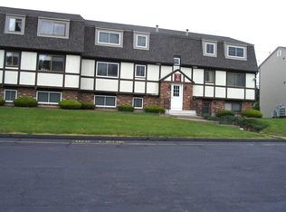 44 Evergreene UNIT 44, Wallingford, CT 06492