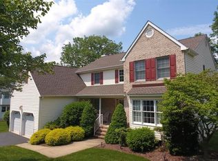 42 Tamarack Dr, Succasunna, NJ 07876