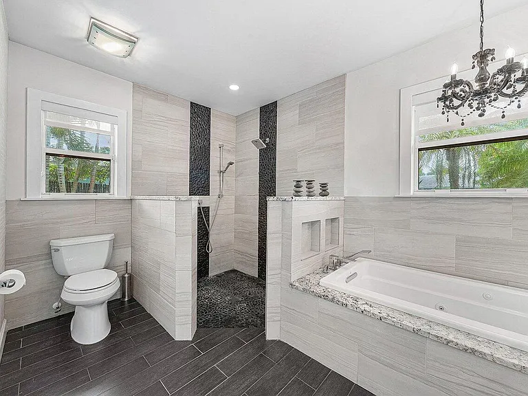 855 Berkeley St — Photo 25