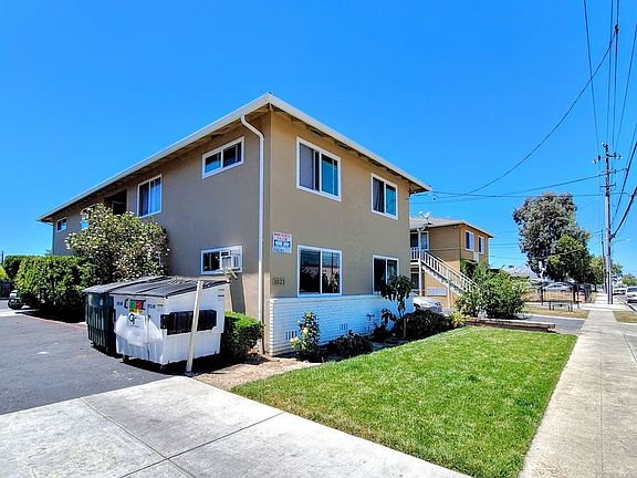 2nd image of 1021 N 7th St APT 2