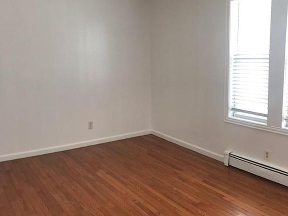 2nd image of 601 Bloomfield Ave