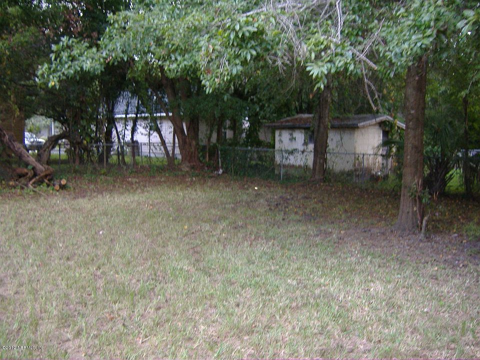 2nd image of 1430 W 21st St