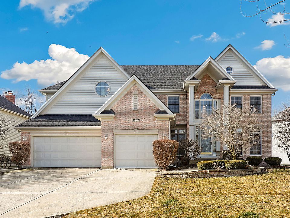 1st image of 2307 Skylane Dr