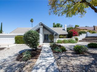 6188 Wimbledon Dr, Riverside, CA 92506