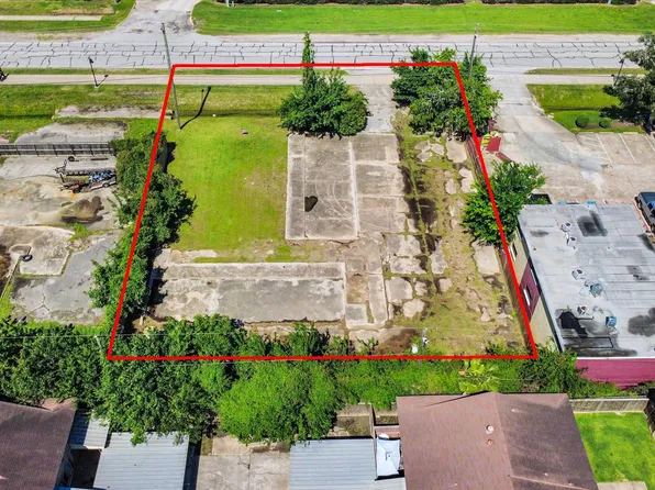3031 Highway 146 S, La Porte, TX 77571