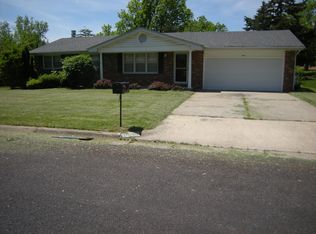1909 Iris Dr, Columbia, MO 65202