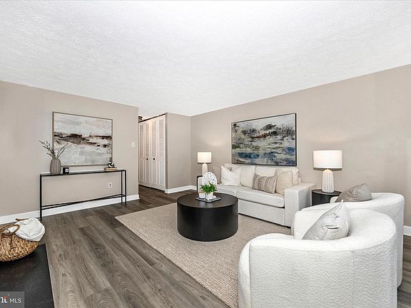 5th image of 308 Heather Ridge Dr