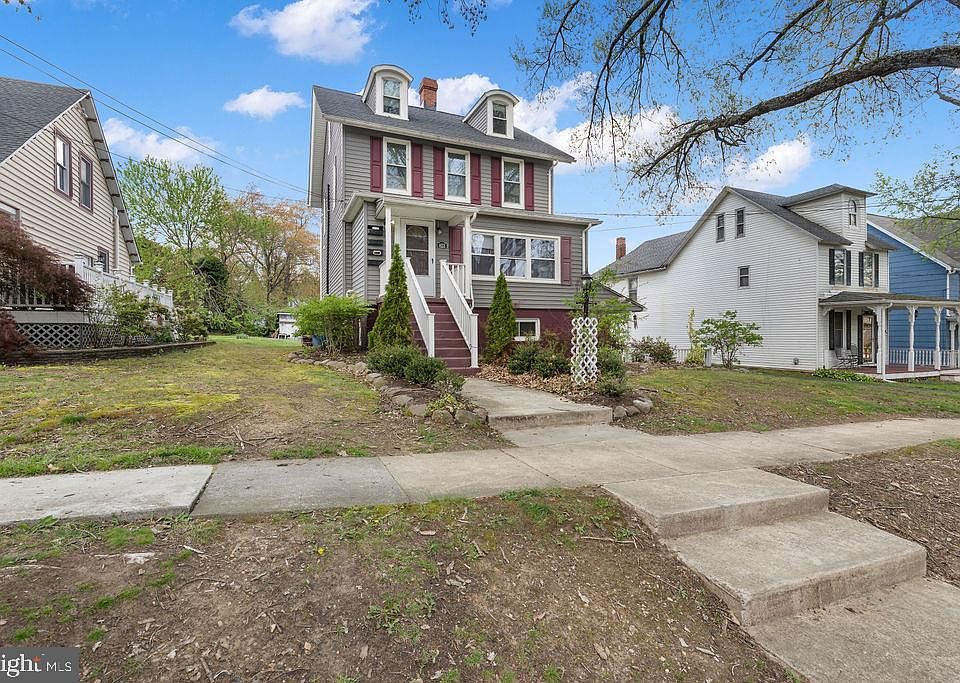 1st image of 823 Ontario St