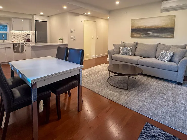 3536 Point Grey Rd #1 — Photo 8
