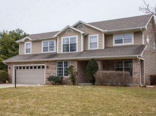 15822 Lake Forest Ct, Granger, IN 46530