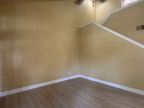4th image of 1567 Farrindon Cir
