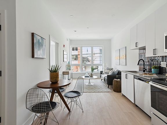 4th image of 1643 N 2nd St #202